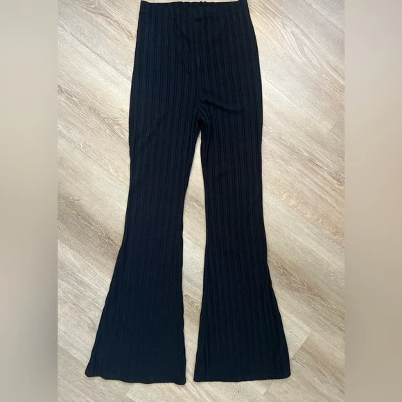 Petite Black Flare Ribbed Pants - NEW - Picture 4 of 5
